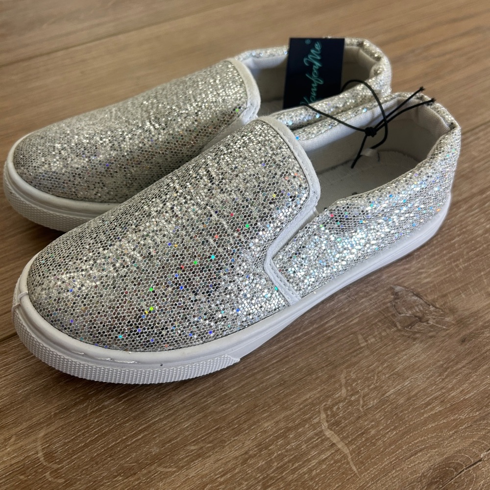 Sparkle glittery slip on shoes girls size 1